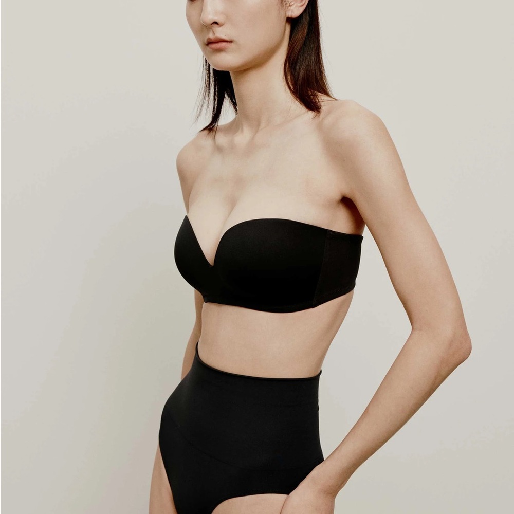 Essential Support Bandeau Bra